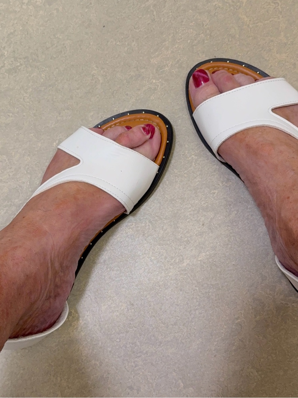 New Stylish White Cut Out Flat Sandals Size 10 1/2
